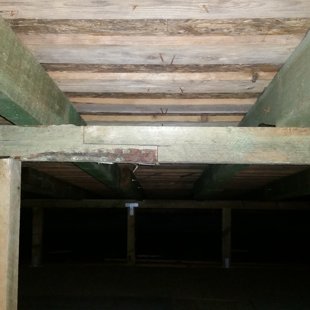 savienojumam vajadzētu būt uz staba + jumta ventilācijas problēmas