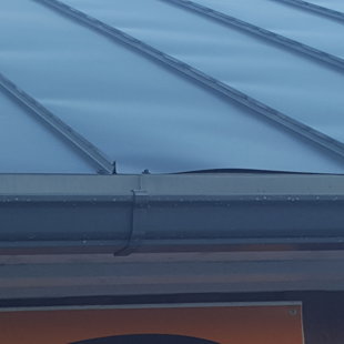 parasti valcprofilam izmanto ''lāseni'' lai segumu var atlocīt un nav jāskrūvē skrūves