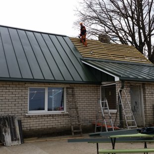 lāseņu, sateku, vējmalu, kores  un seguma monāža