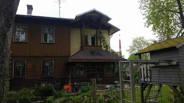 ->risinājums ārprāc.. osb (~15mm) nav likts uz latojuma bet gan spārēm, ventilācijas ->
