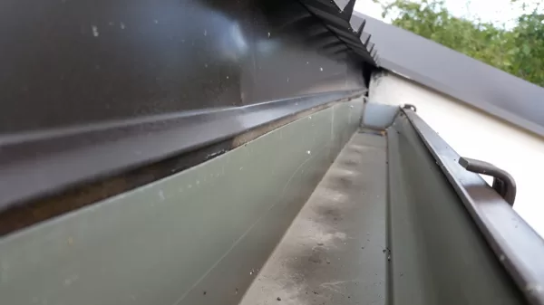 lāsene pa īsu + lāsene aizsedz jumta ventilāciju