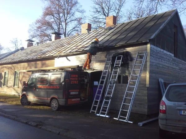 veco lāseņu, noteku demontāža