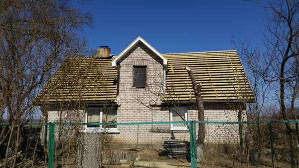 notek sistēmu un jumta kastes montāža