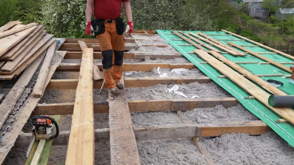 plēves, lentas un dubult latojuma montāža