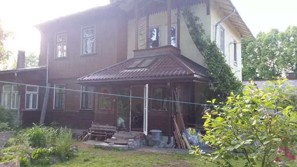 jumta loga iestrāde segumā, seguma un pieslēguma montāža