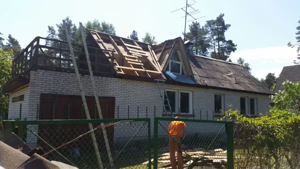vecā seguma, latojuma demontāža
