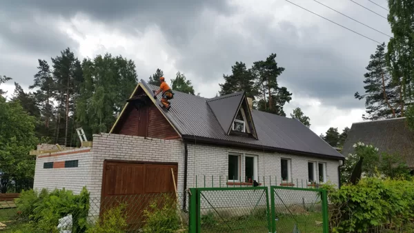 jumta seguma un papildelementu montāža