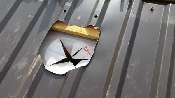 ventilācijas vietas atrašana un izgriešana